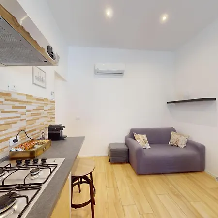 Expo House