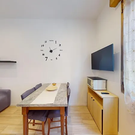 Expo House