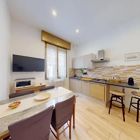 Expo House * Bologne